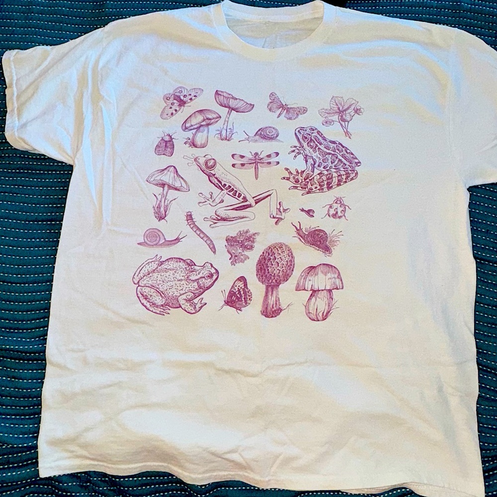 Frog Tshirt XL